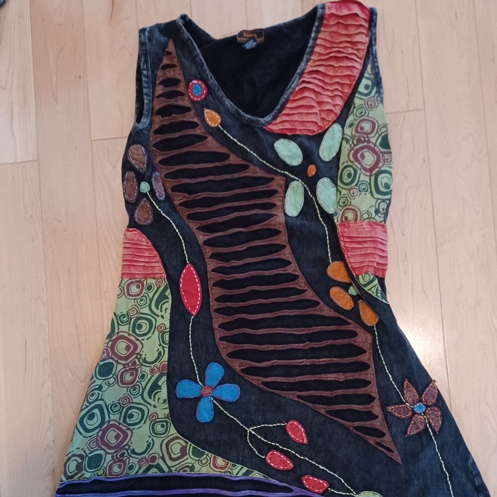 Like new women's Nepalese tunic top
